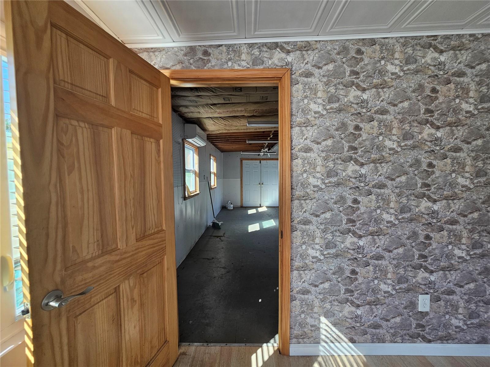 Image 11 of 27 For 12053 Fairway Avenue