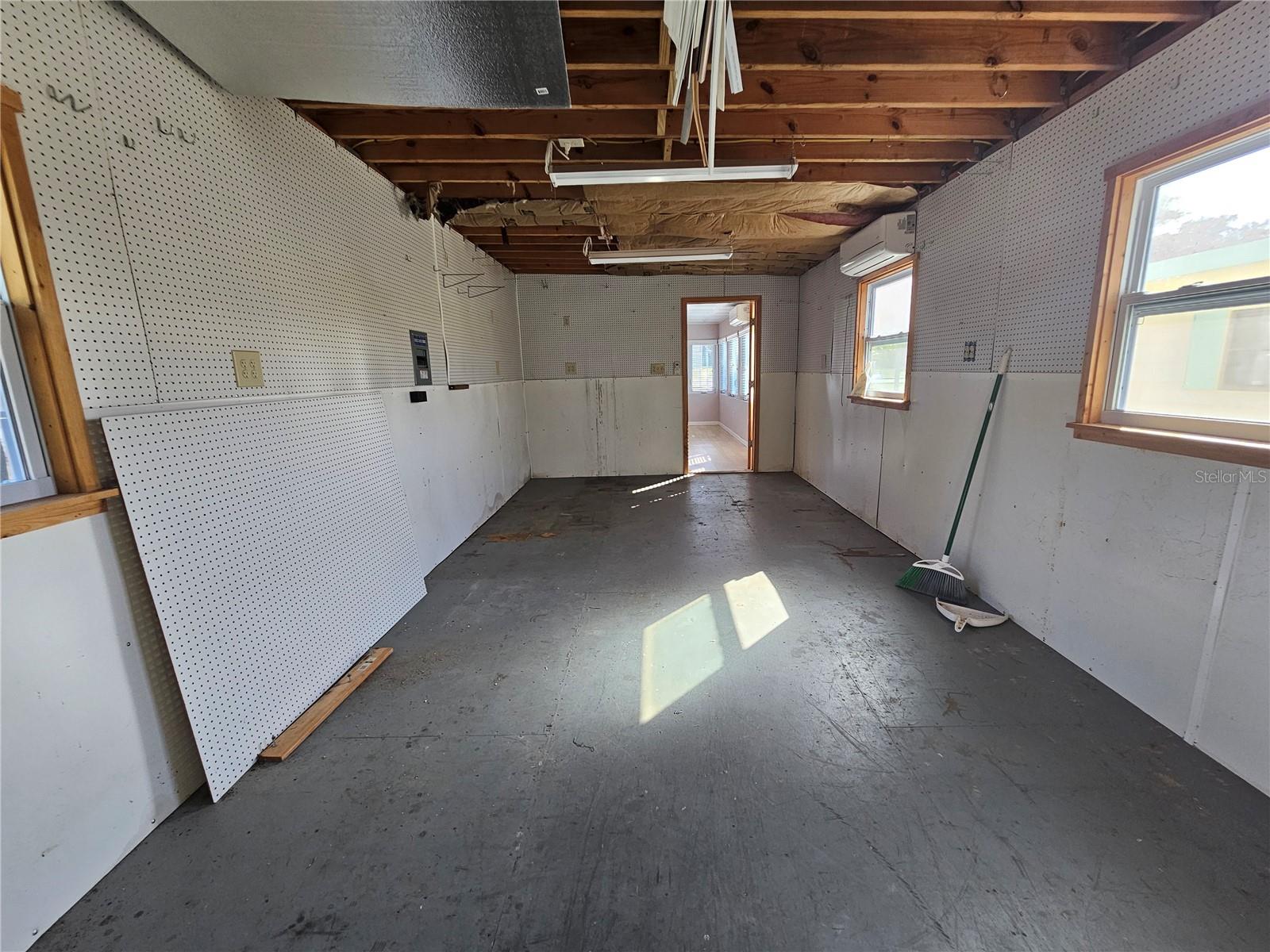 Image 13 of 27 For 12053 Fairway Avenue