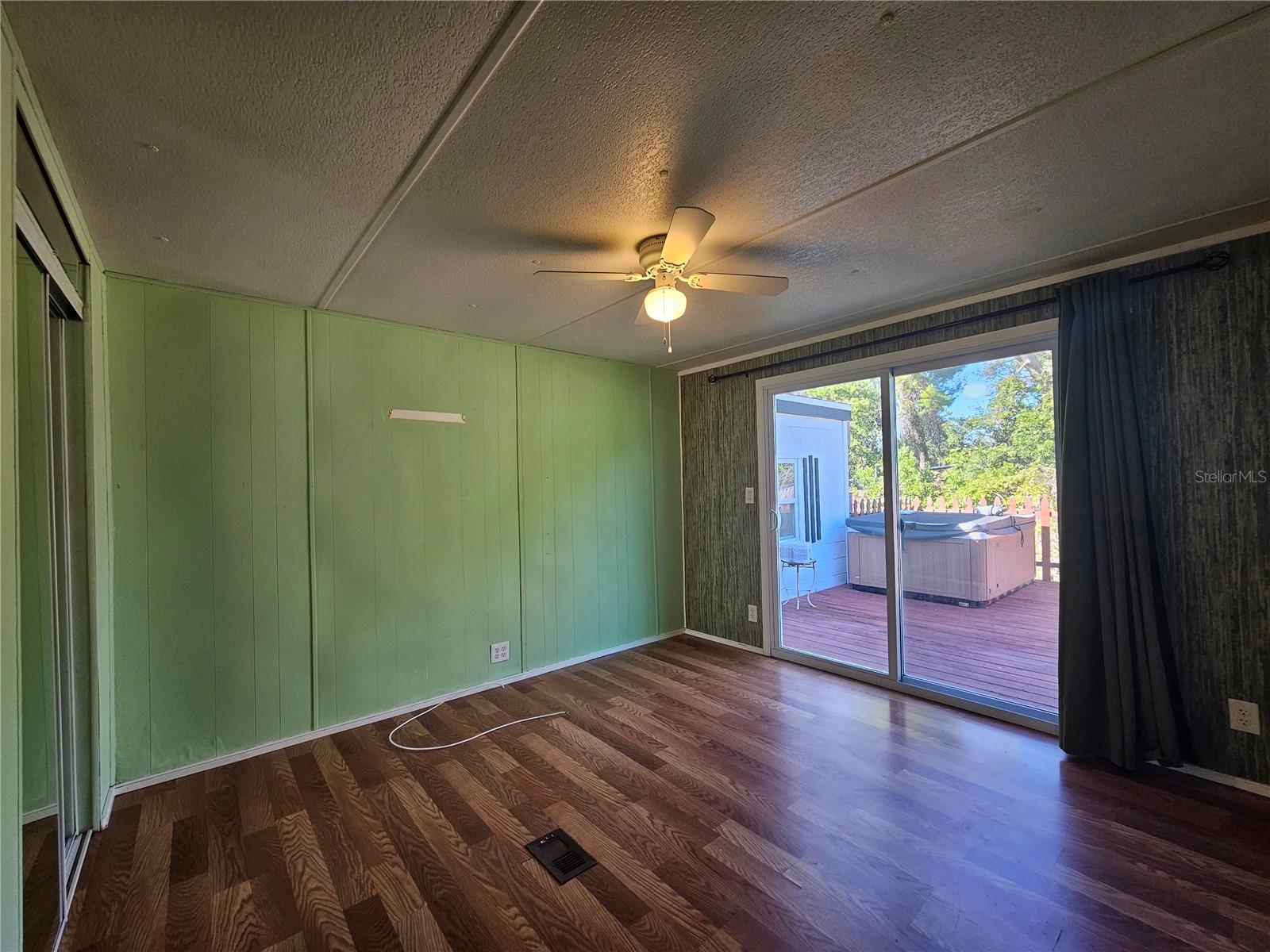 Image 16 of 27 For 12053 Fairway Avenue