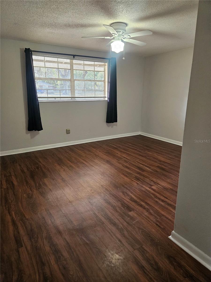 Image 10 of 10 For 5309 Oakwood Court 19