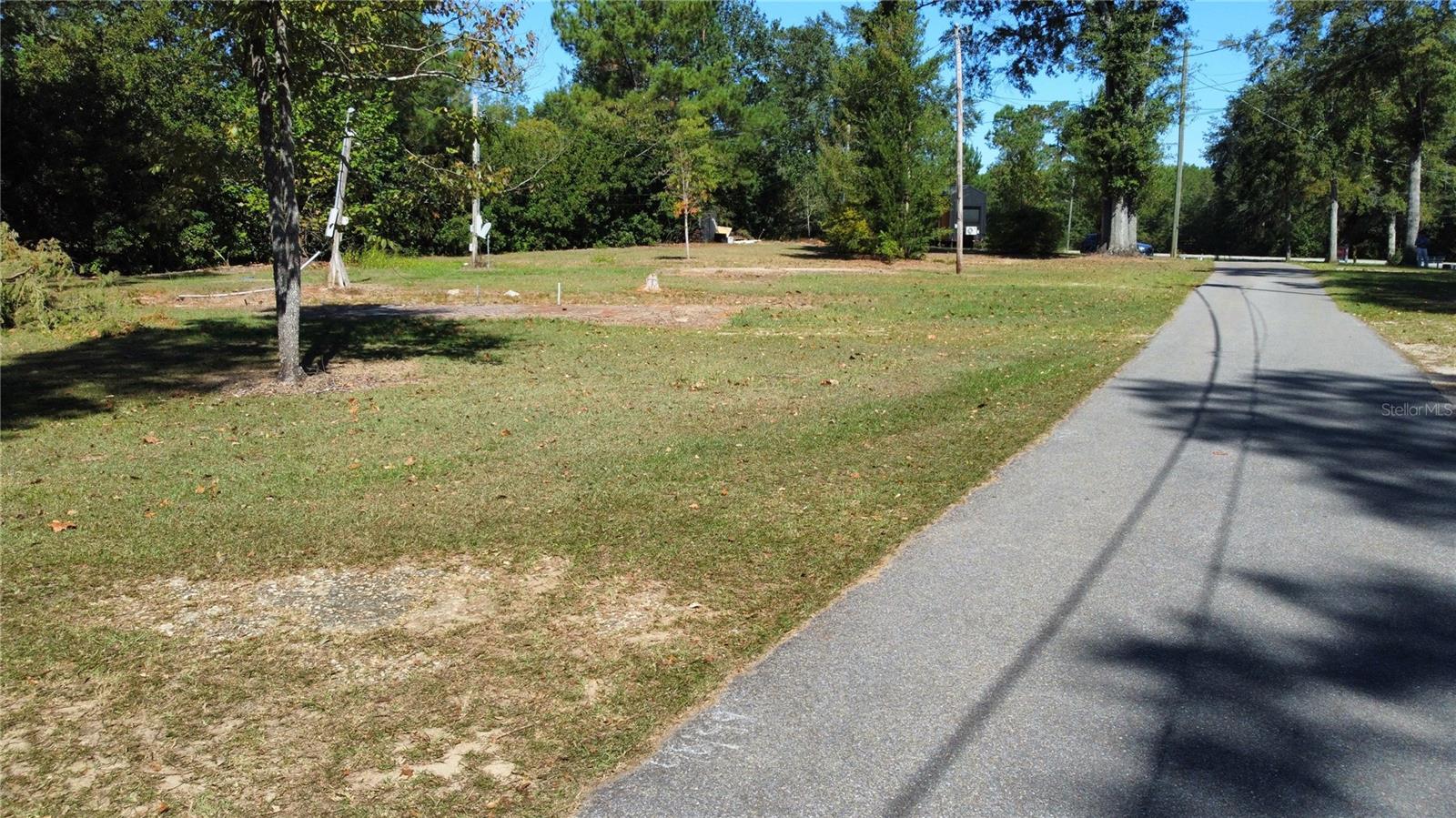 Image 14 of 16 For 3174 Westwood Dr