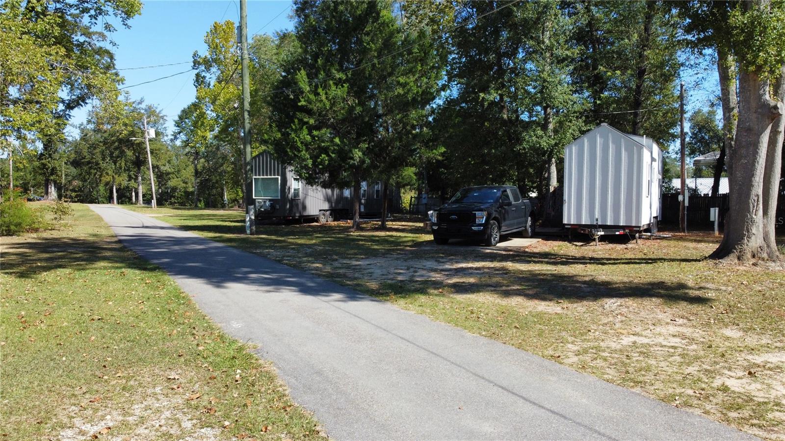 Image 4 of 16 For 3174 Westwood Dr