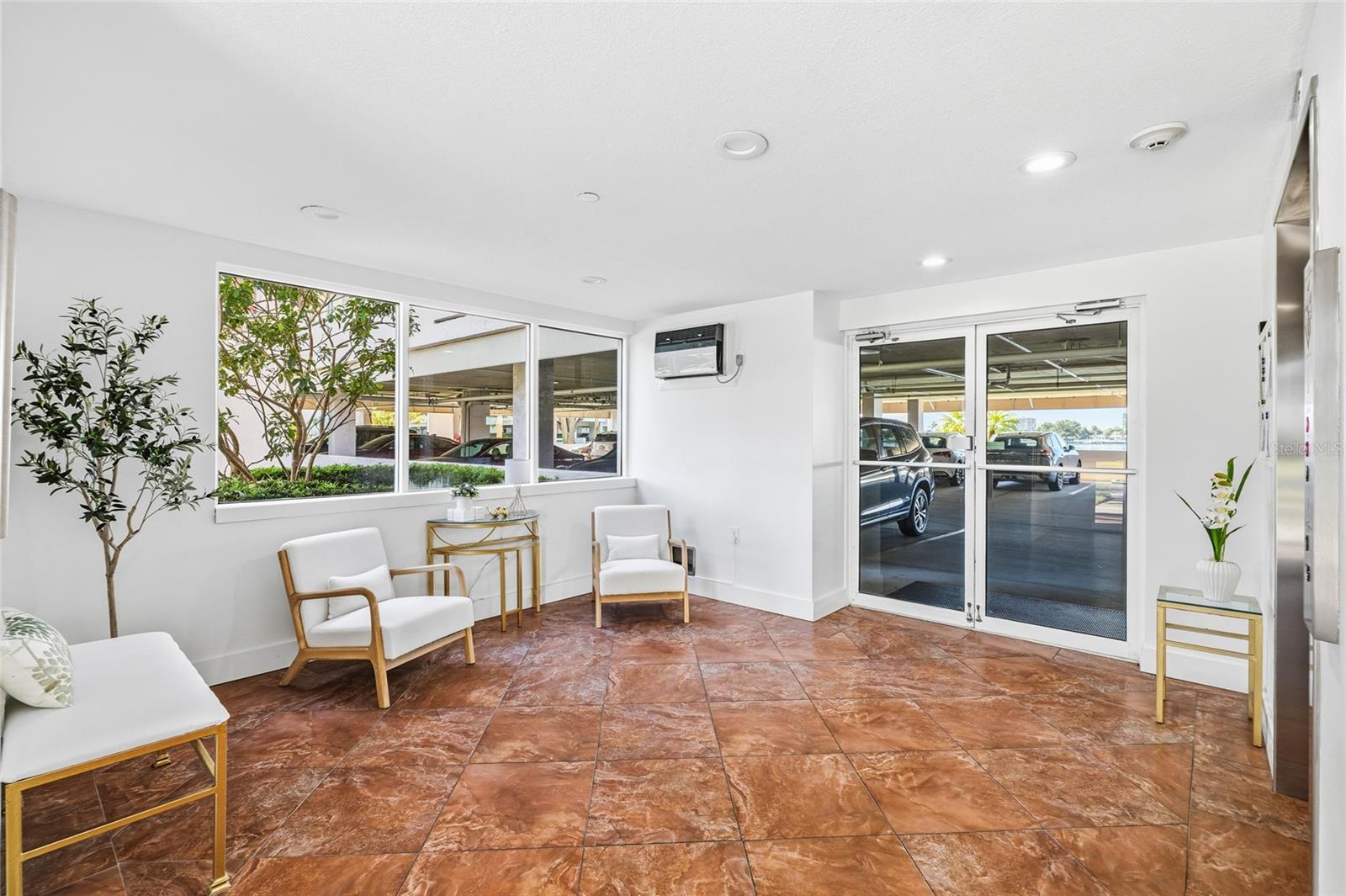 Image 43 of 76 For 8000 Sailboat Key Boulevard S 304