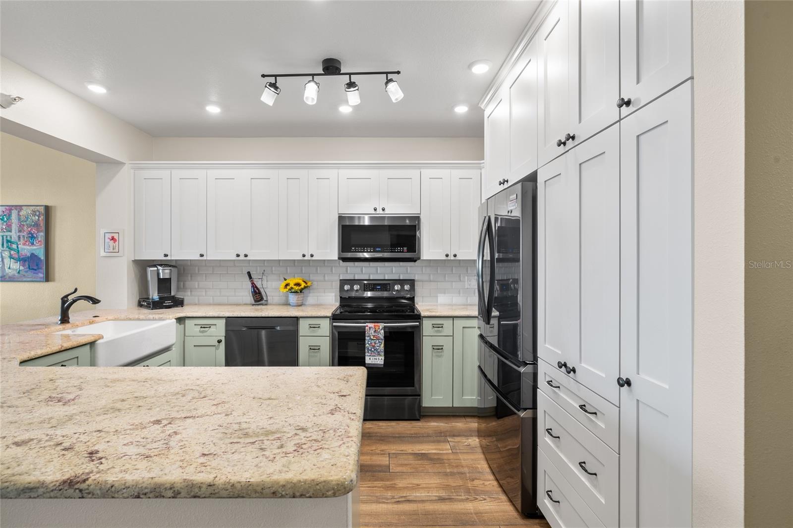 Image 8 of 76 For 8000 Sailboat Key Boulevard S 304