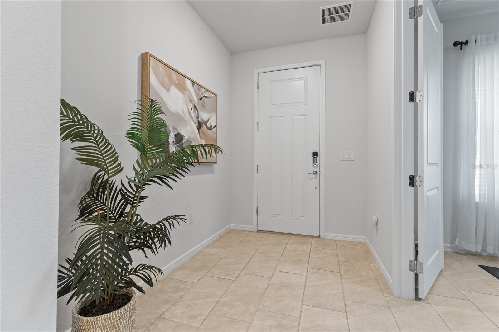 Listing photo id 8 for 6248 Bradford Woods Dr