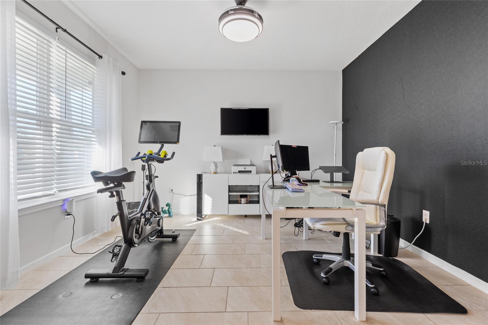 Listing photo id 9 for 6248 Bradford Woods Dr