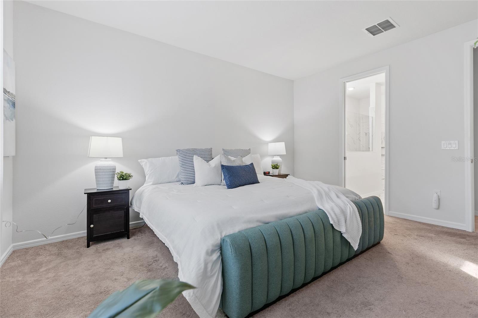 Listing photo id 25 for 6248 Bradford Woods Dr