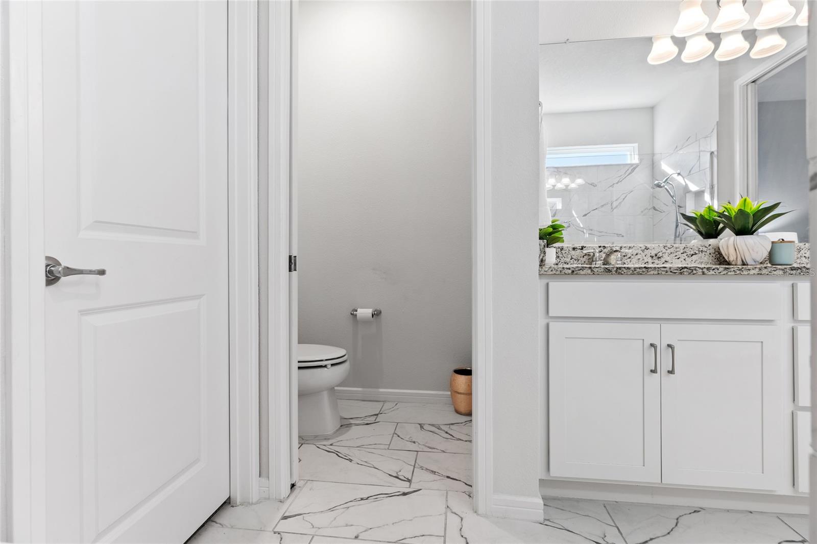 Listing photo id 30 for 6248 Bradford Woods Dr