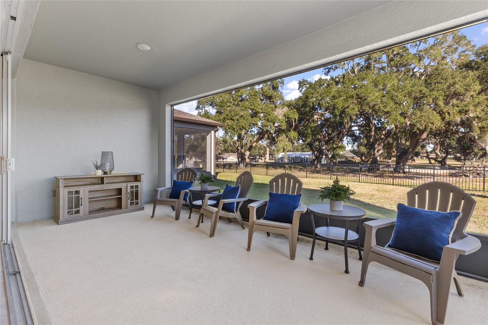 Listing photo id 50 for 6248 Bradford Woods Dr