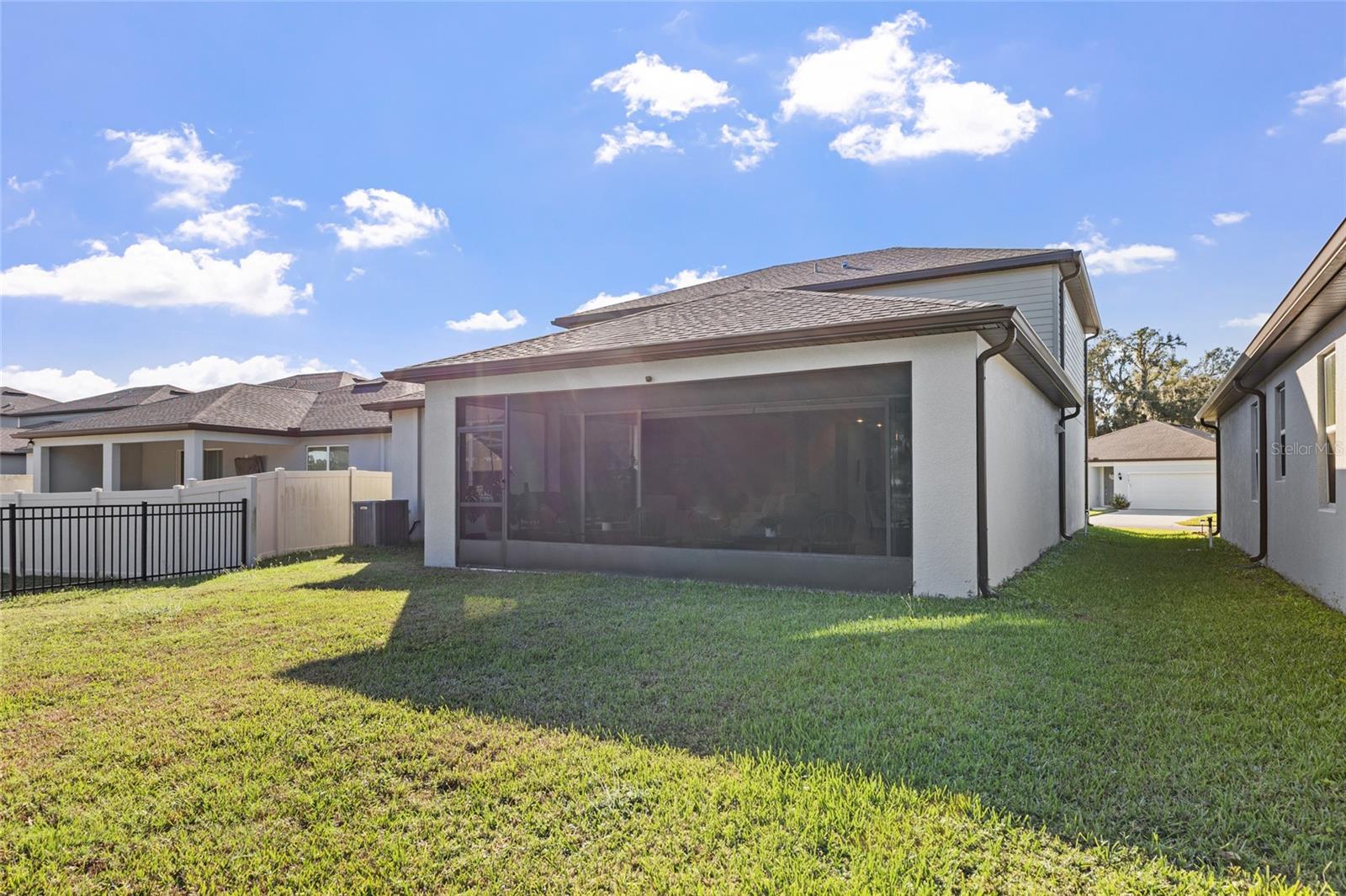 Listing photo id 52 for 6248 Bradford Woods Dr