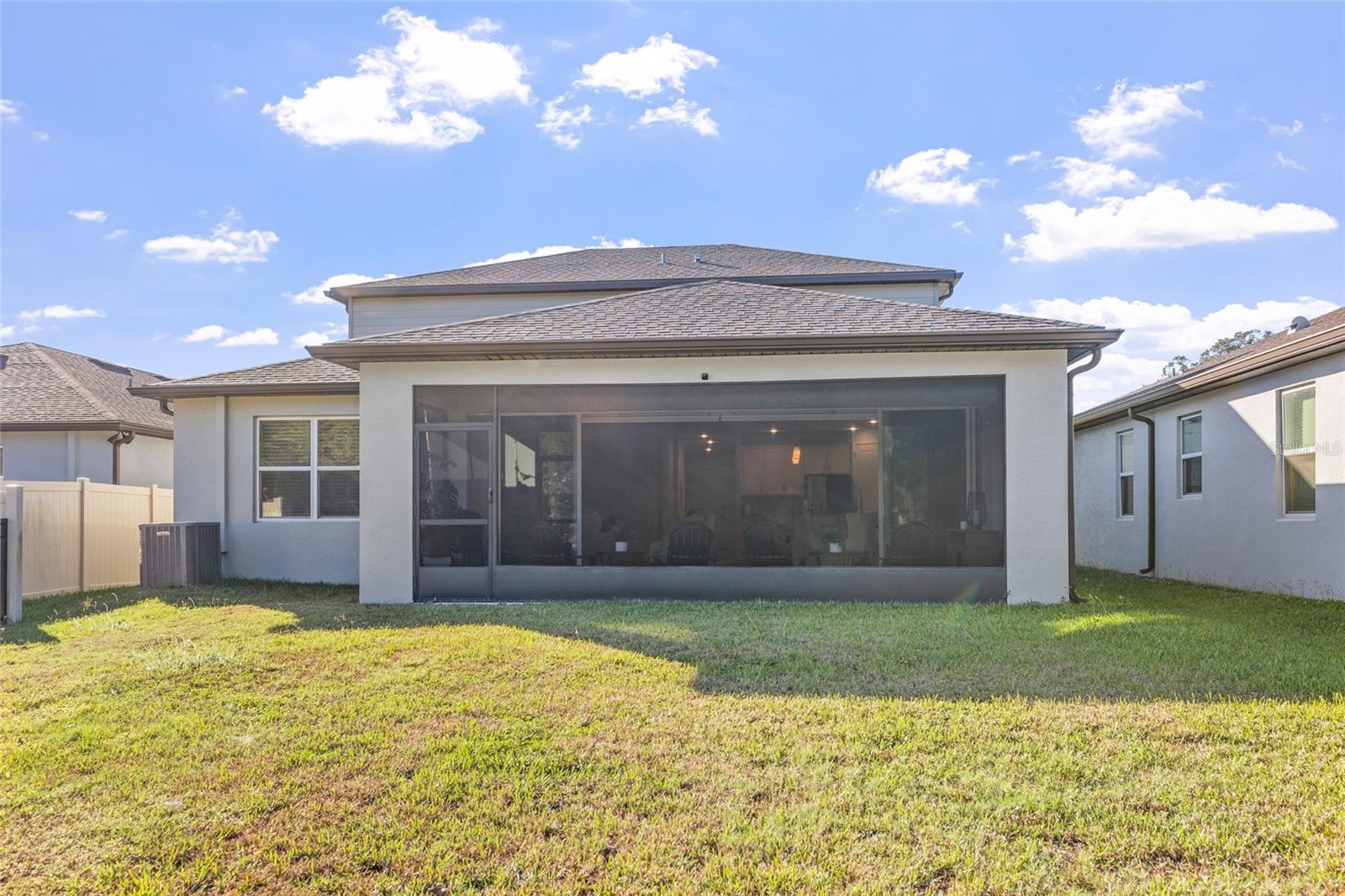 Listing photo id 53 for 6248 Bradford Woods Dr