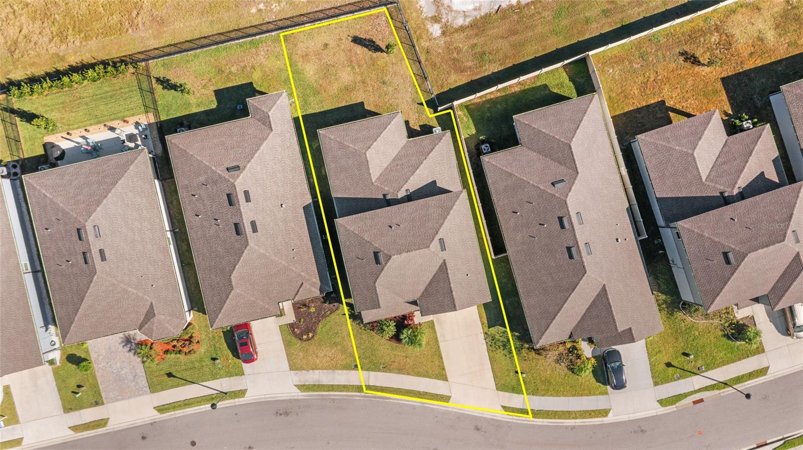 Listing photo id 64 for 6248 Bradford Woods Dr