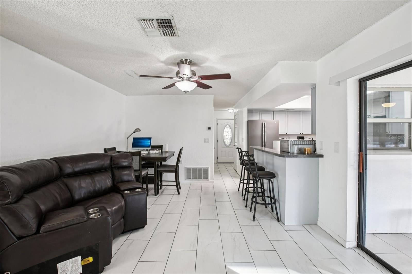 Image 19 of 34 For 2083 Arbuckle Road