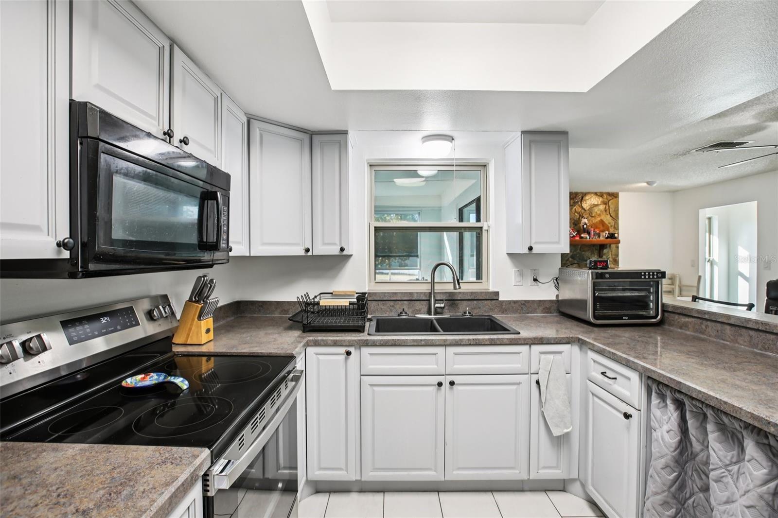 Image 5 of 34 For 2083 Arbuckle Road