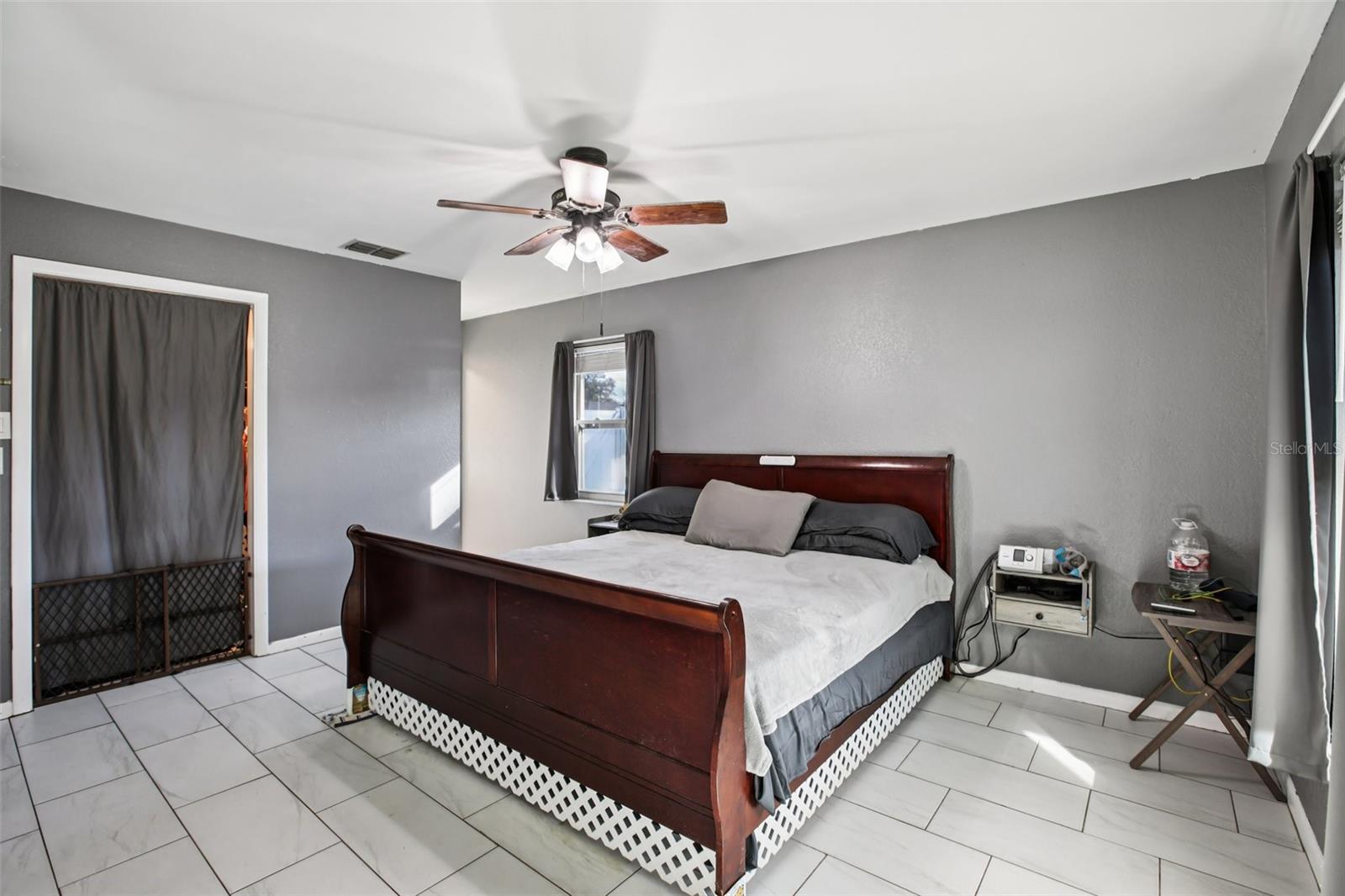 Image 7 of 34 For 2083 Arbuckle Road