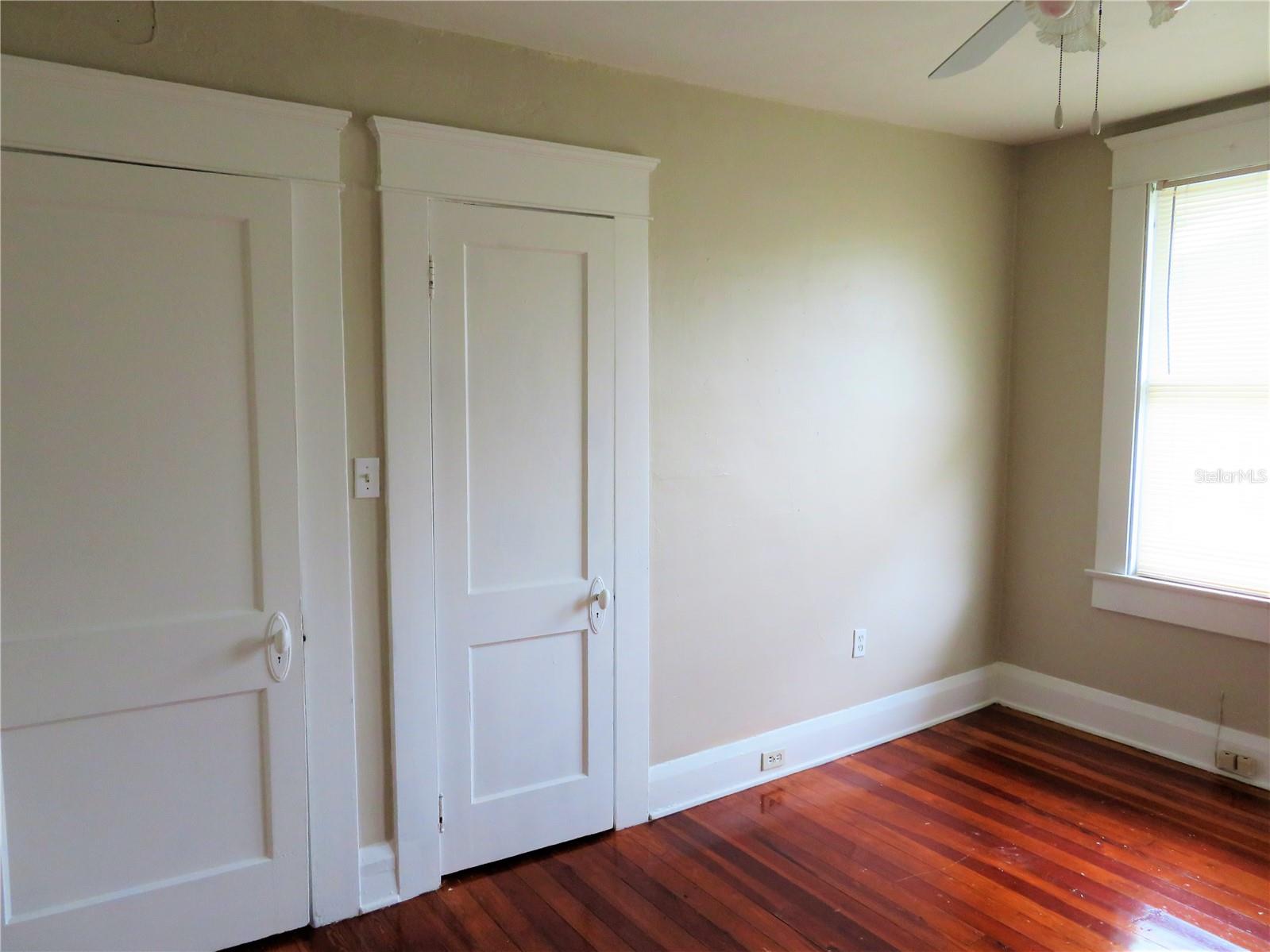 Image 10 of 19 For 607 Willow Avenue 1-2