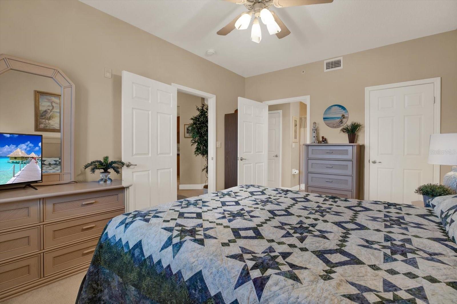 Image 33 of 57 For 7069 Key Haven Road 602