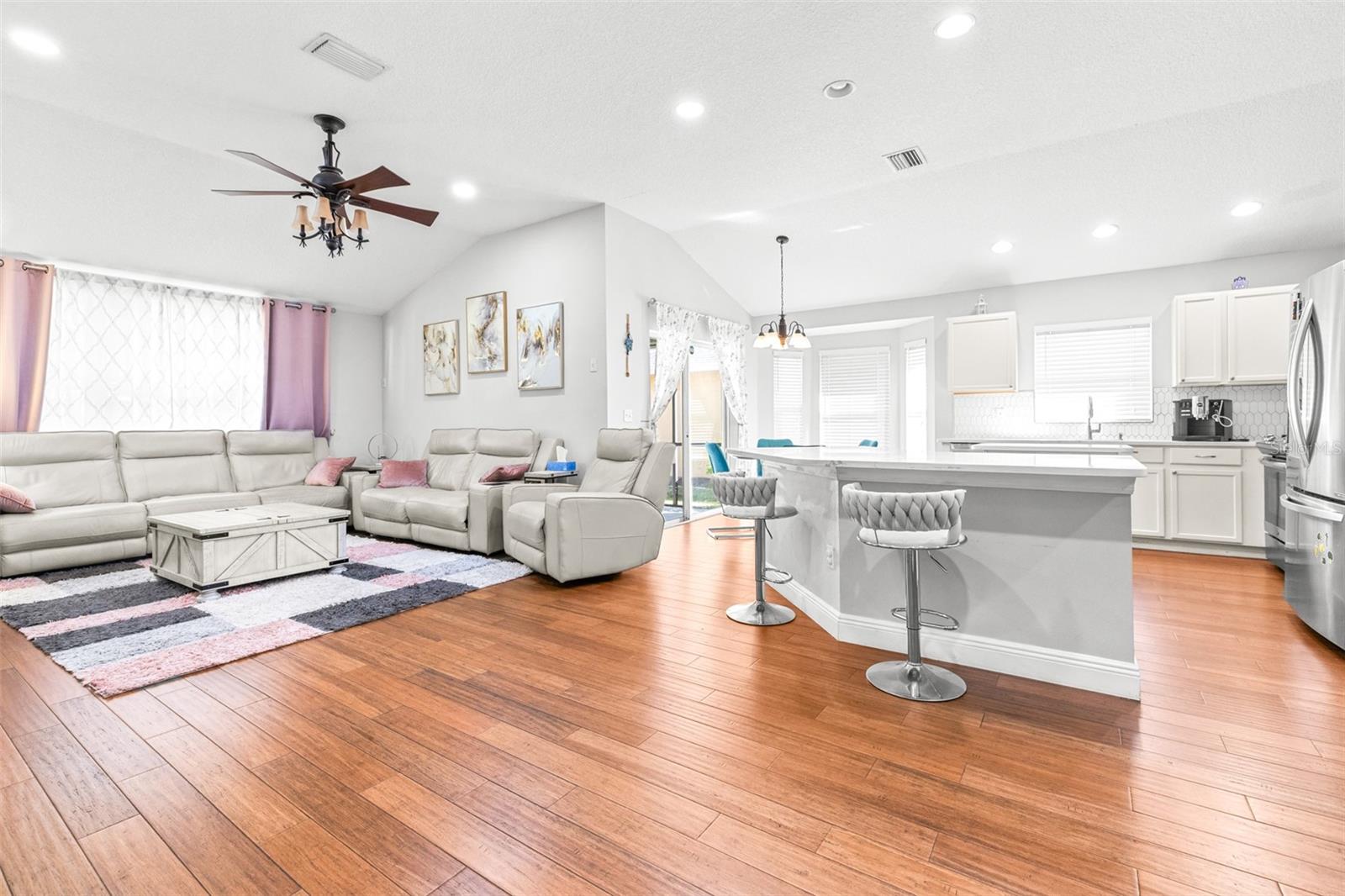 Image 11 of 52 For 16641 Fairbolt Way