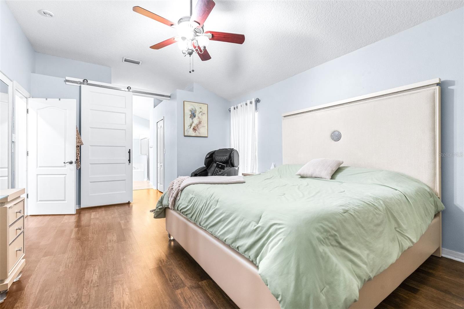 Image 23 of 52 For 16641 Fairbolt Way