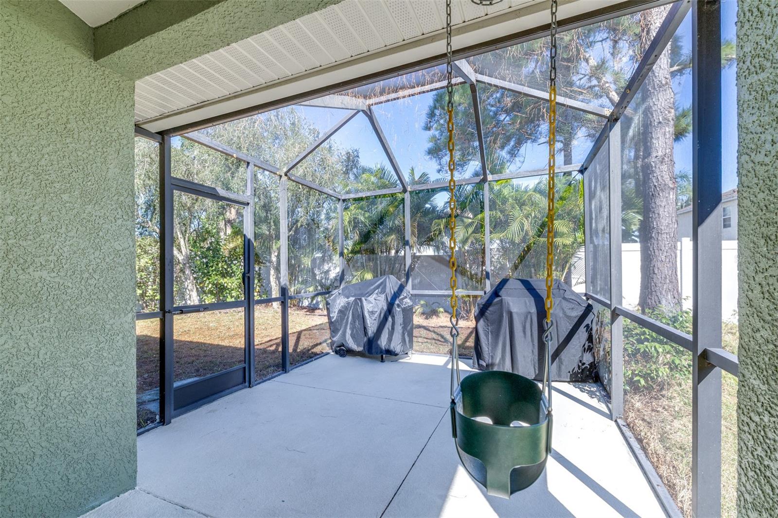 Image 33 of 52 For 16641 Fairbolt Way