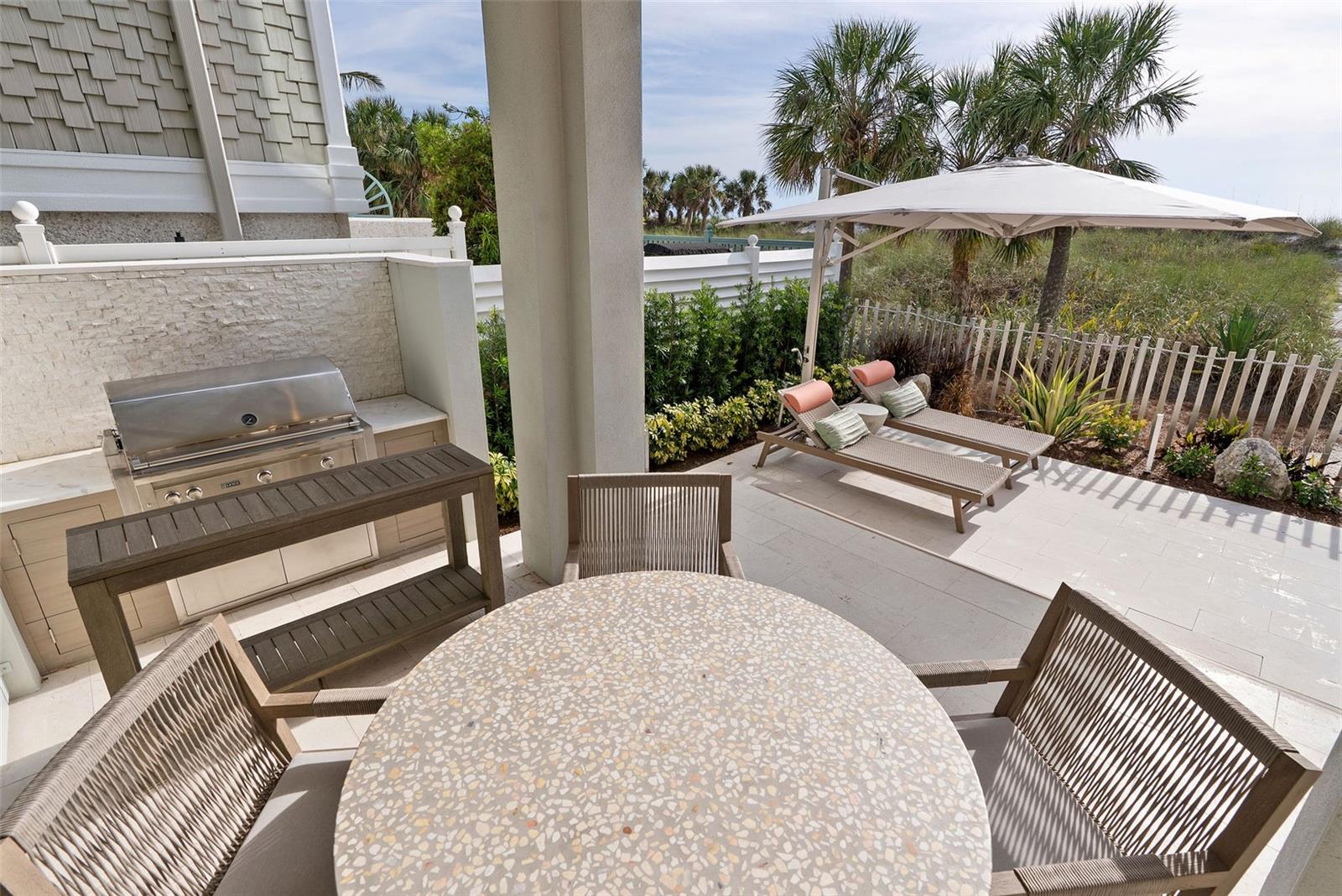 Image 42 of 49 For 2807 Sunset Way