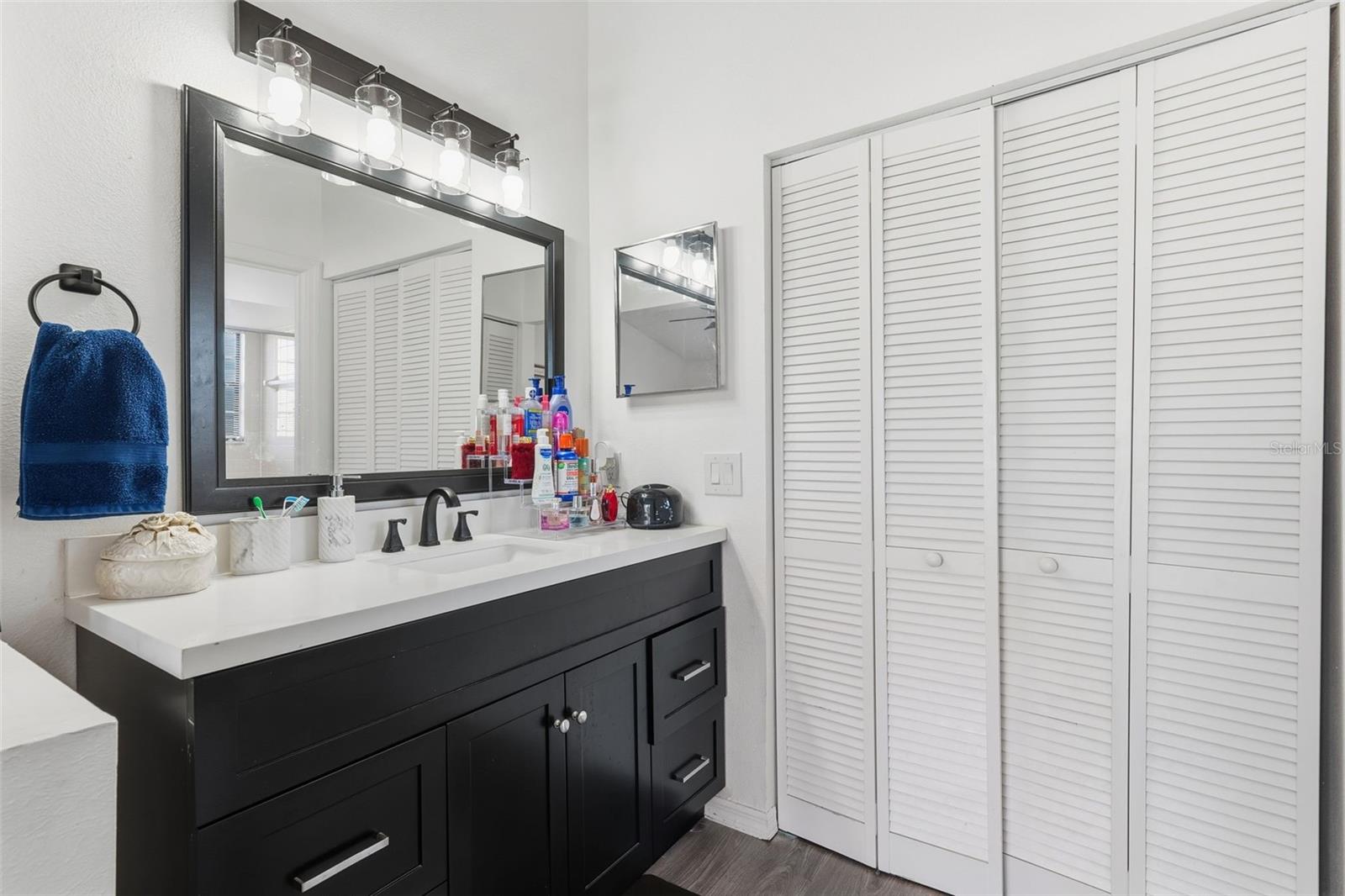 Image 19 of 34 For 10435 Saint Tropez Place 201