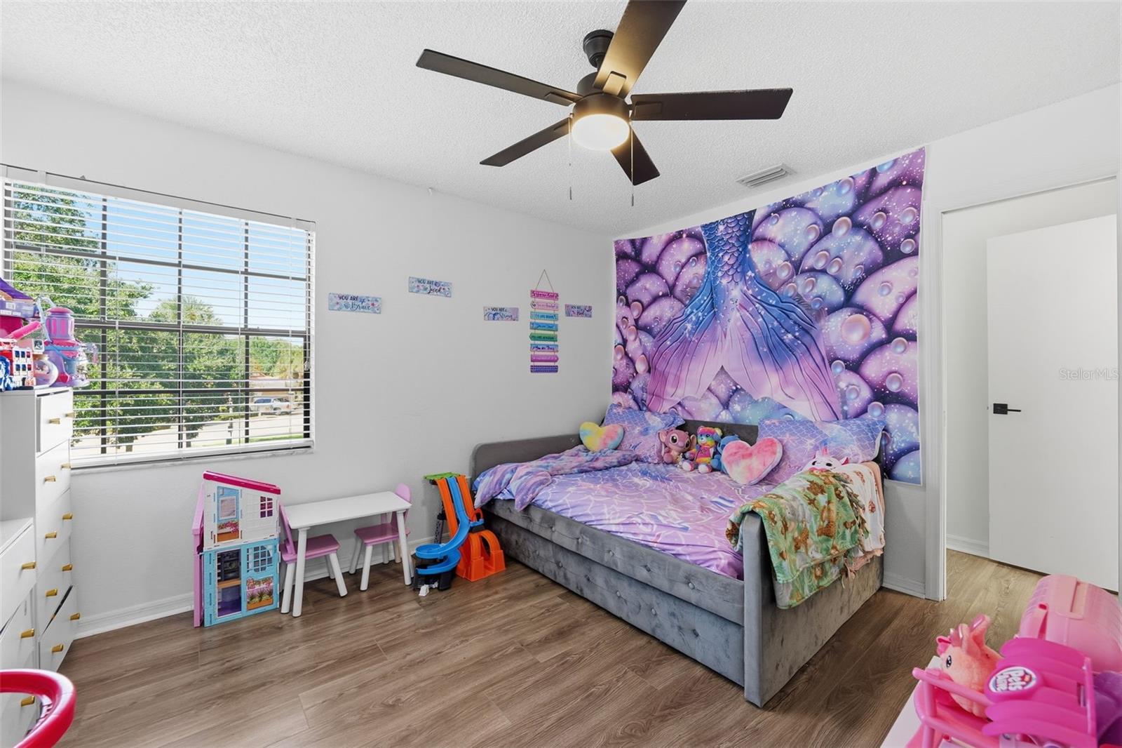 Image 21 of 34 For 10435 Saint Tropez Place 201