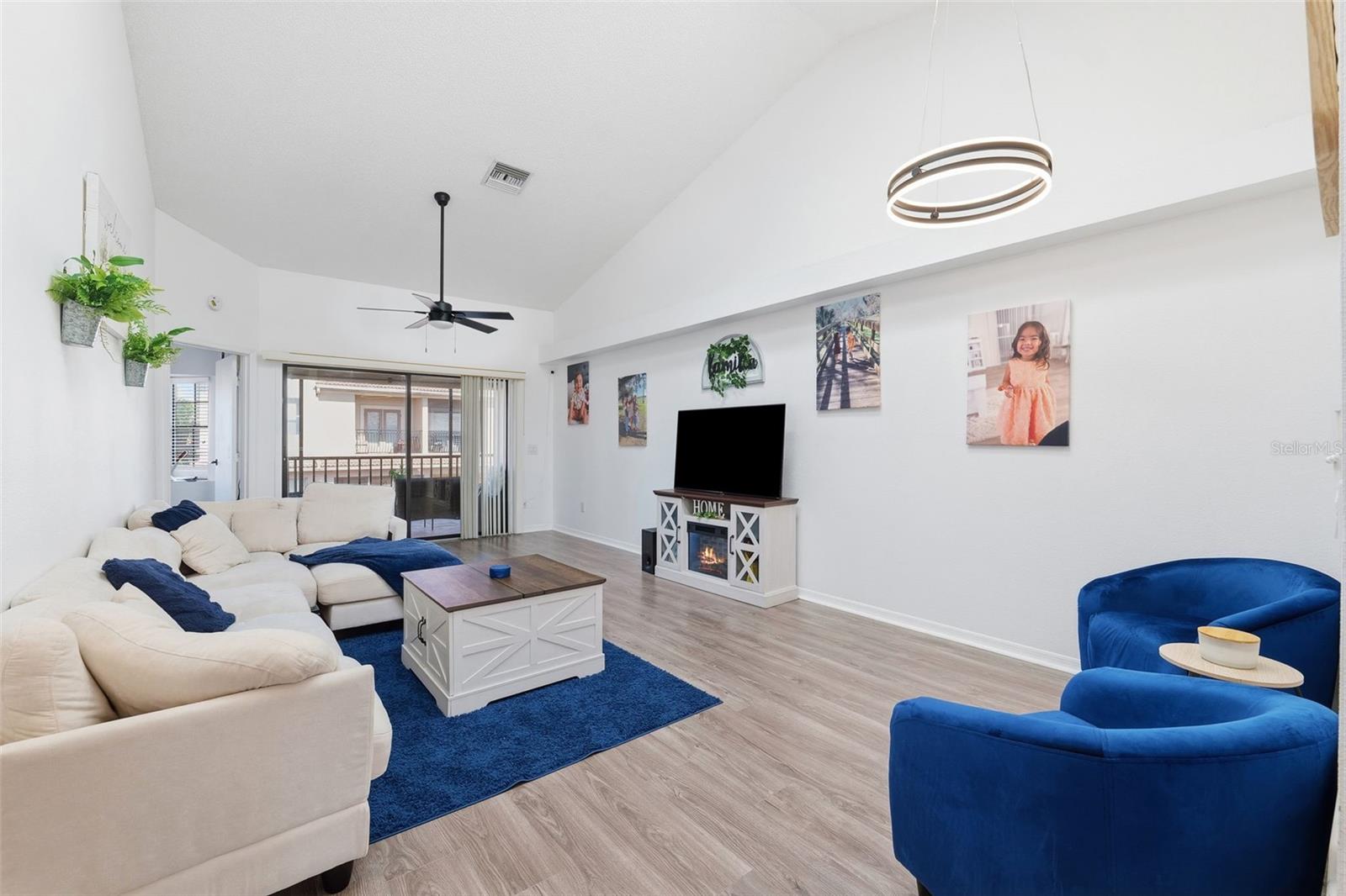 Image 7 of 34 For 10435 Saint Tropez Place 201