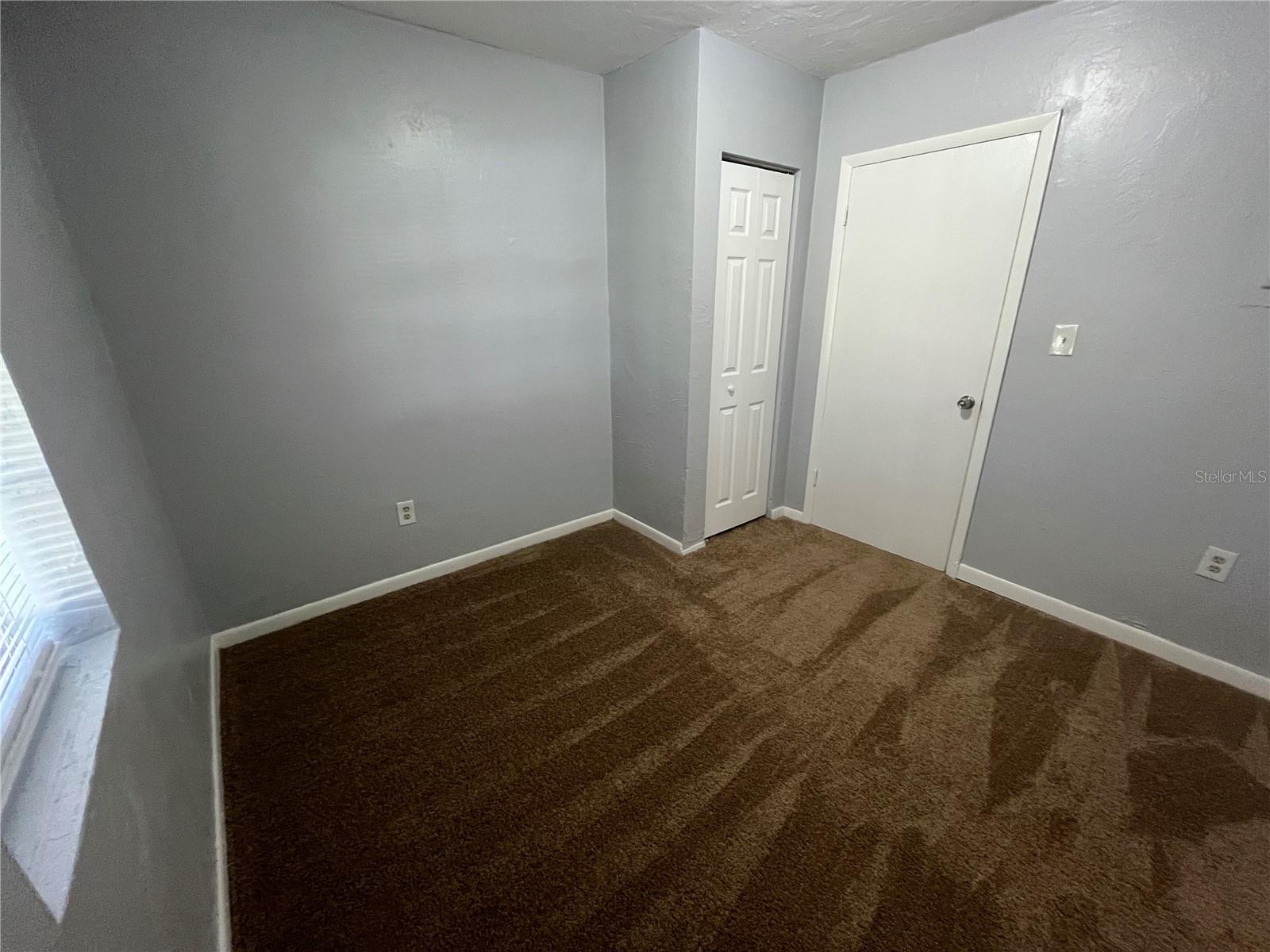 Image 6 of 8 For 810 6th Terrace