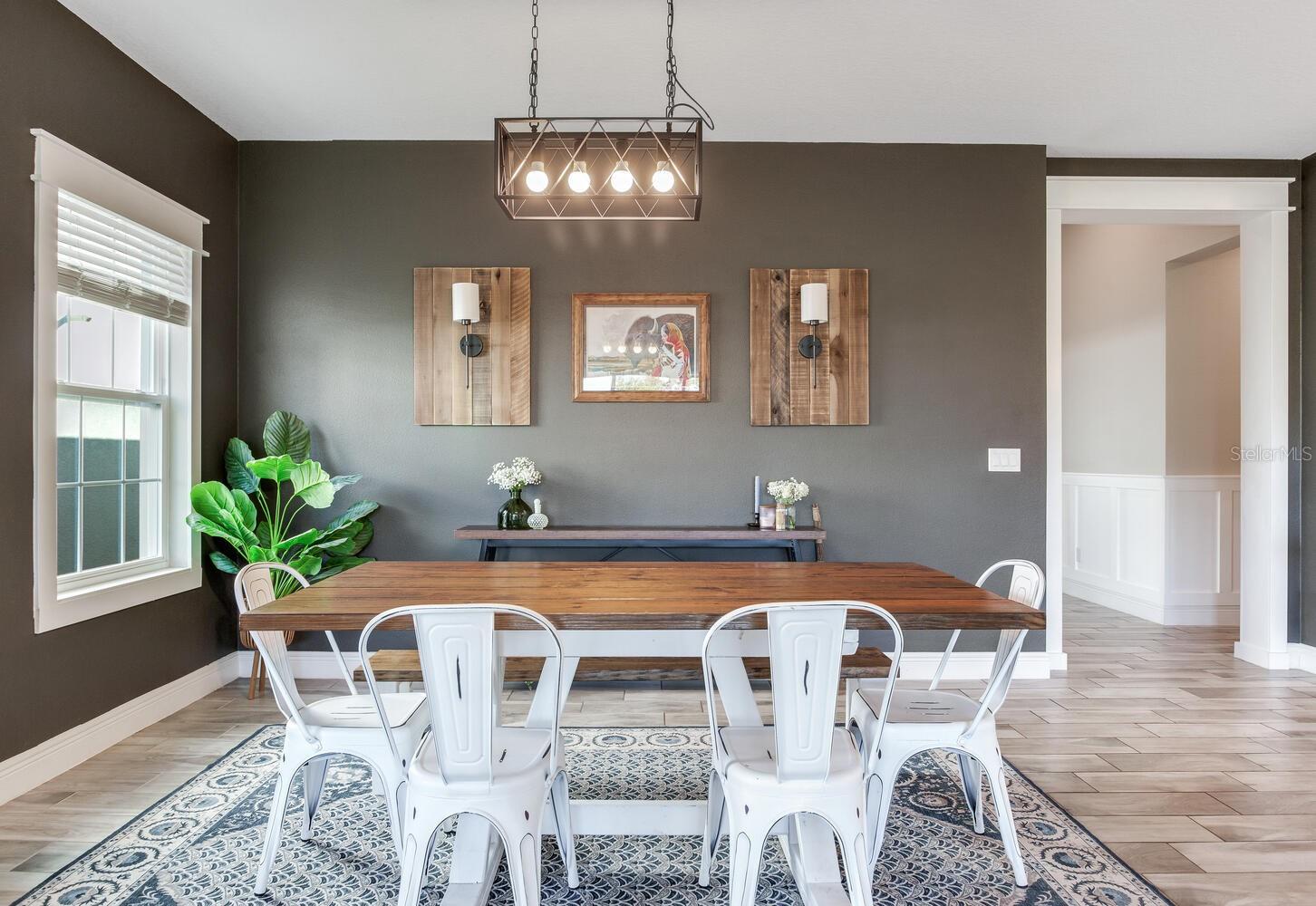 Listing photo id 20 for 18039 Aero Avenue