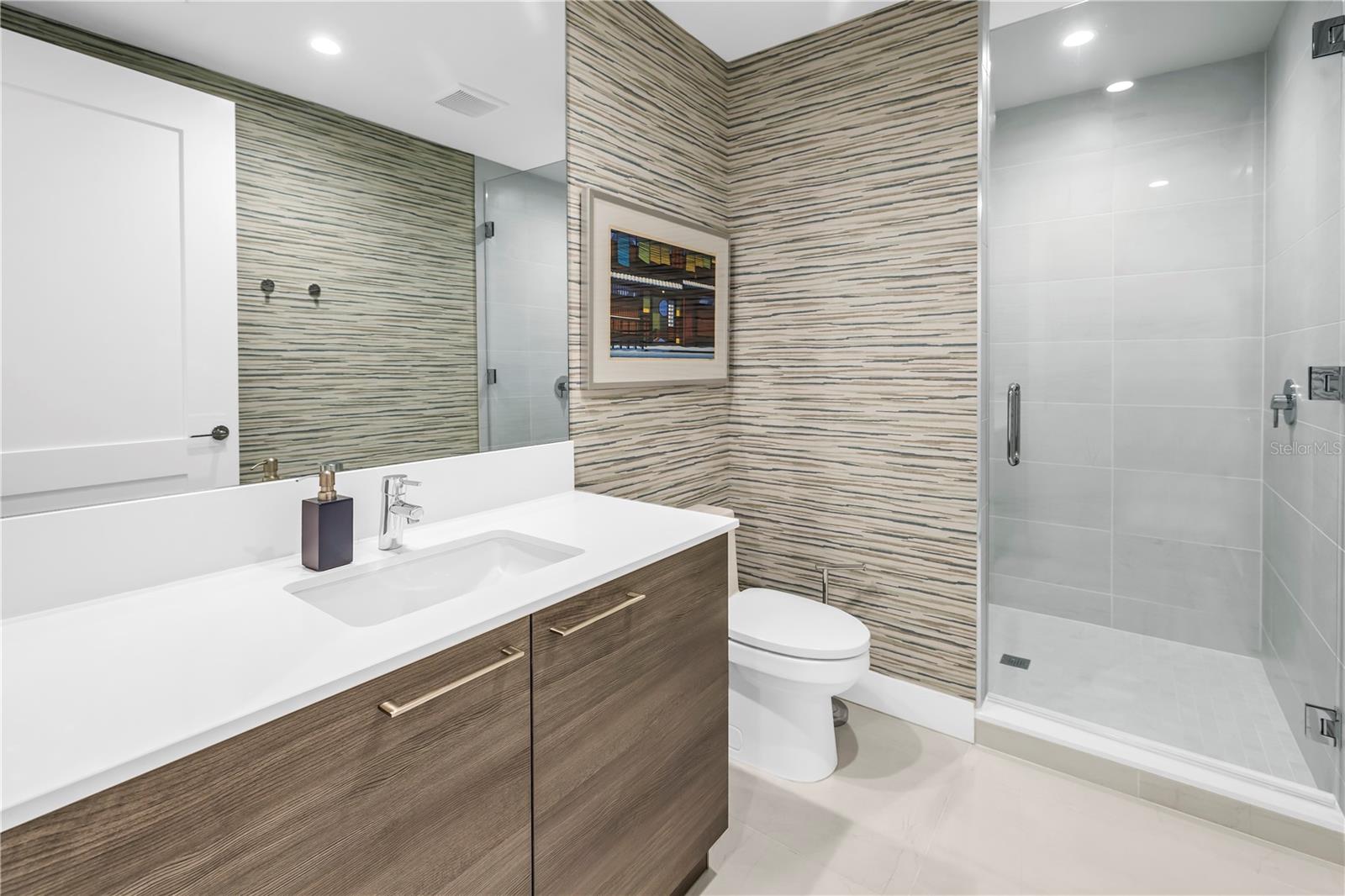 Image 28 of 52 For 301 1st Street S 1501