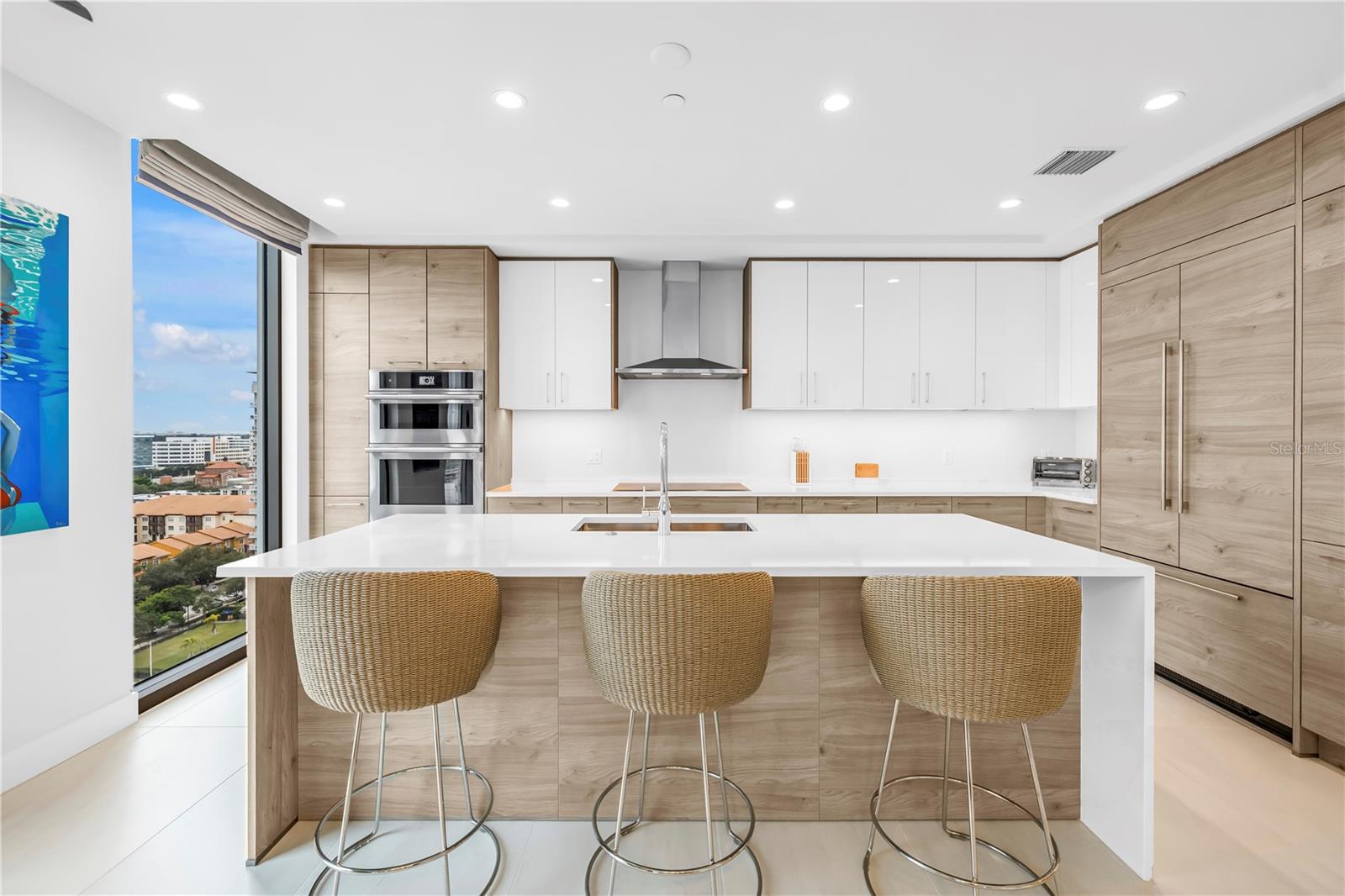 Image 3 of 52 For 301 1st Street S 1501