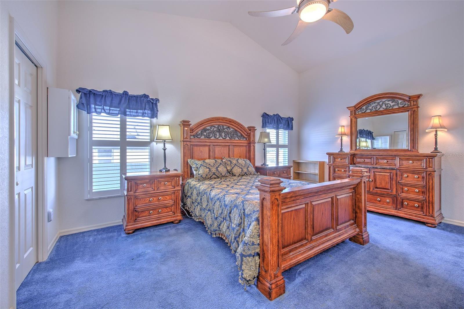 Image 26 of 51 For 6537 Crews Vue Loop