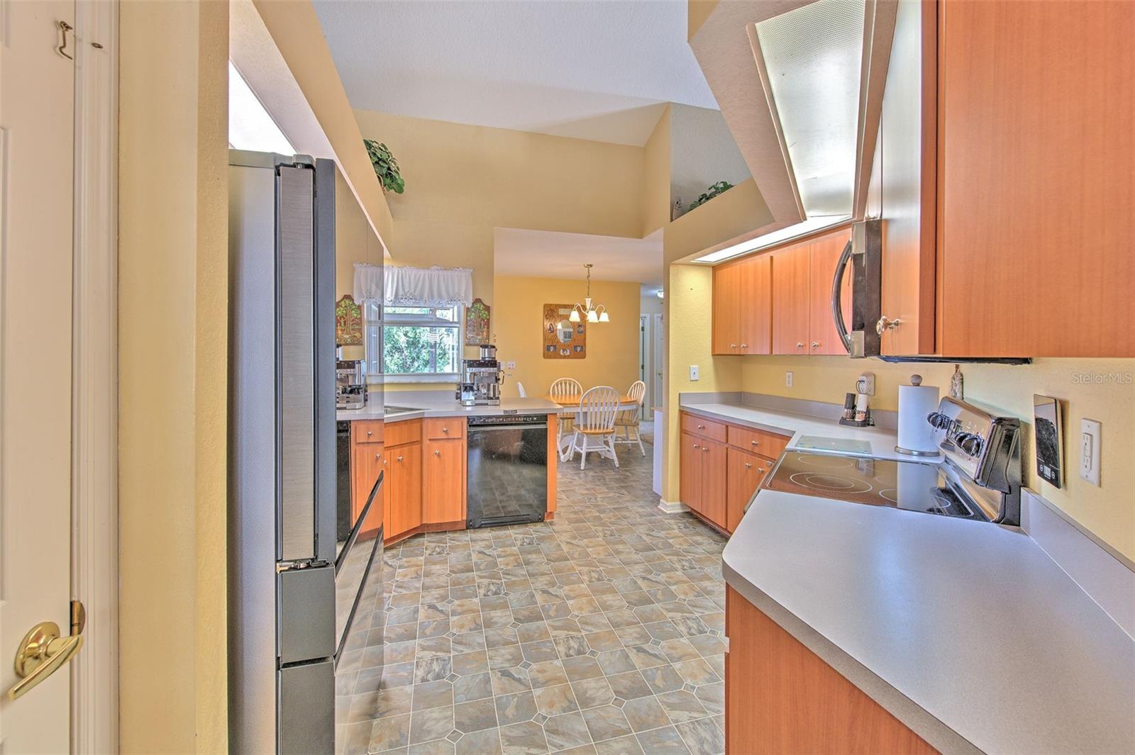 Image 34 of 51 For 6537 Crews Vue Loop