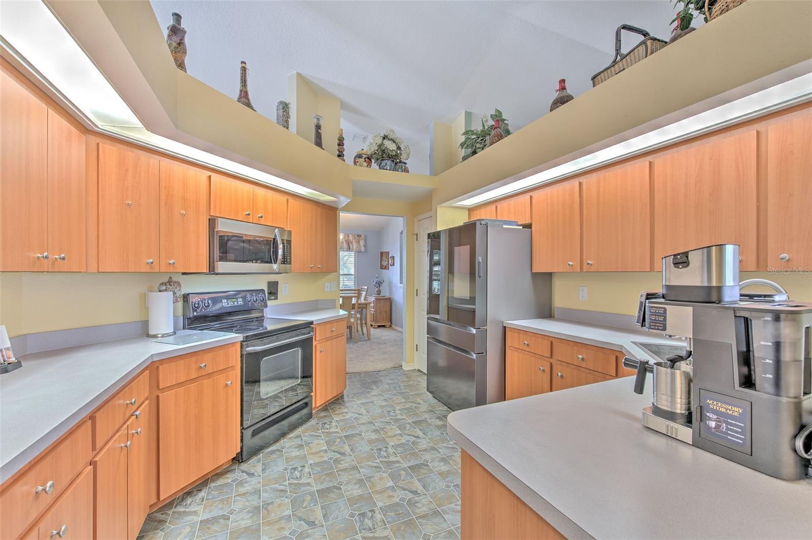 Image 35 of 51 For 6537 Crews Vue Loop