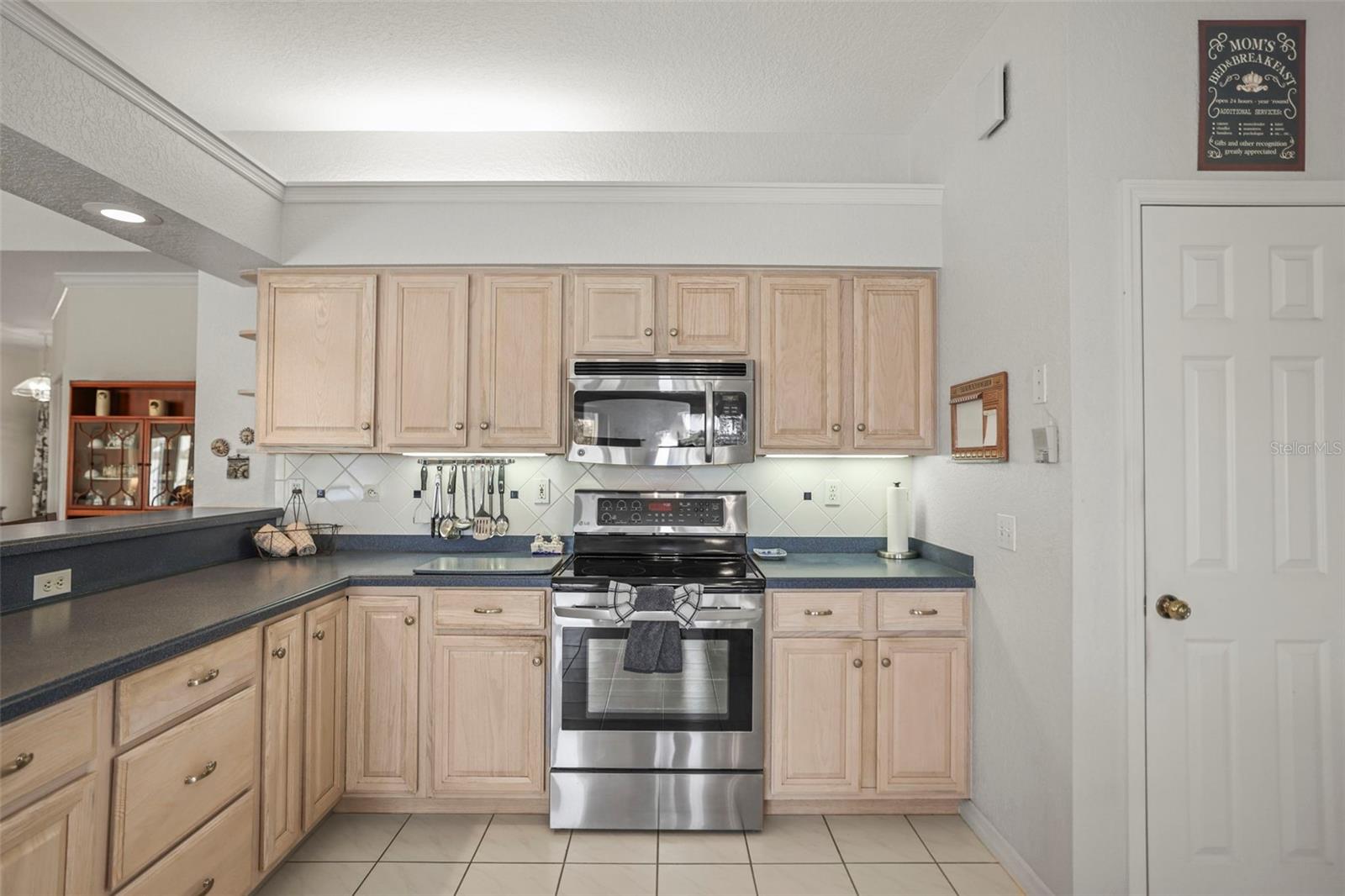 Image 18 of 68 For 4503 Rye Rd  