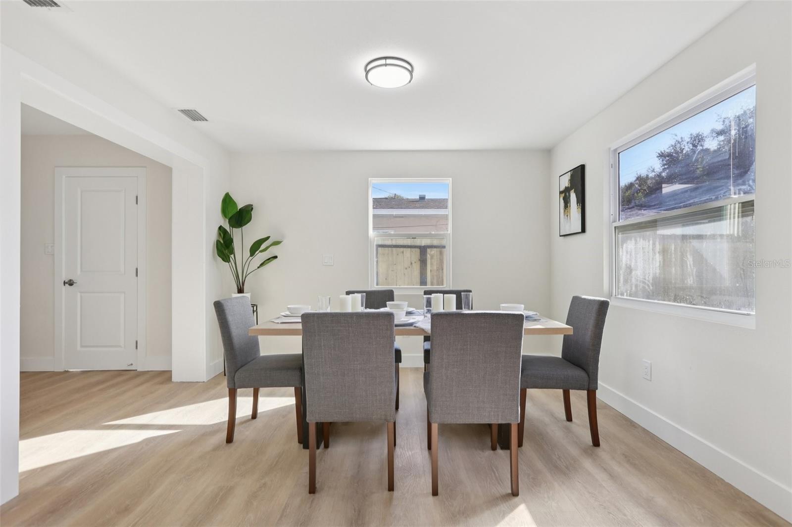 Image 12 of 43 For 1226 Robin Hood Lane