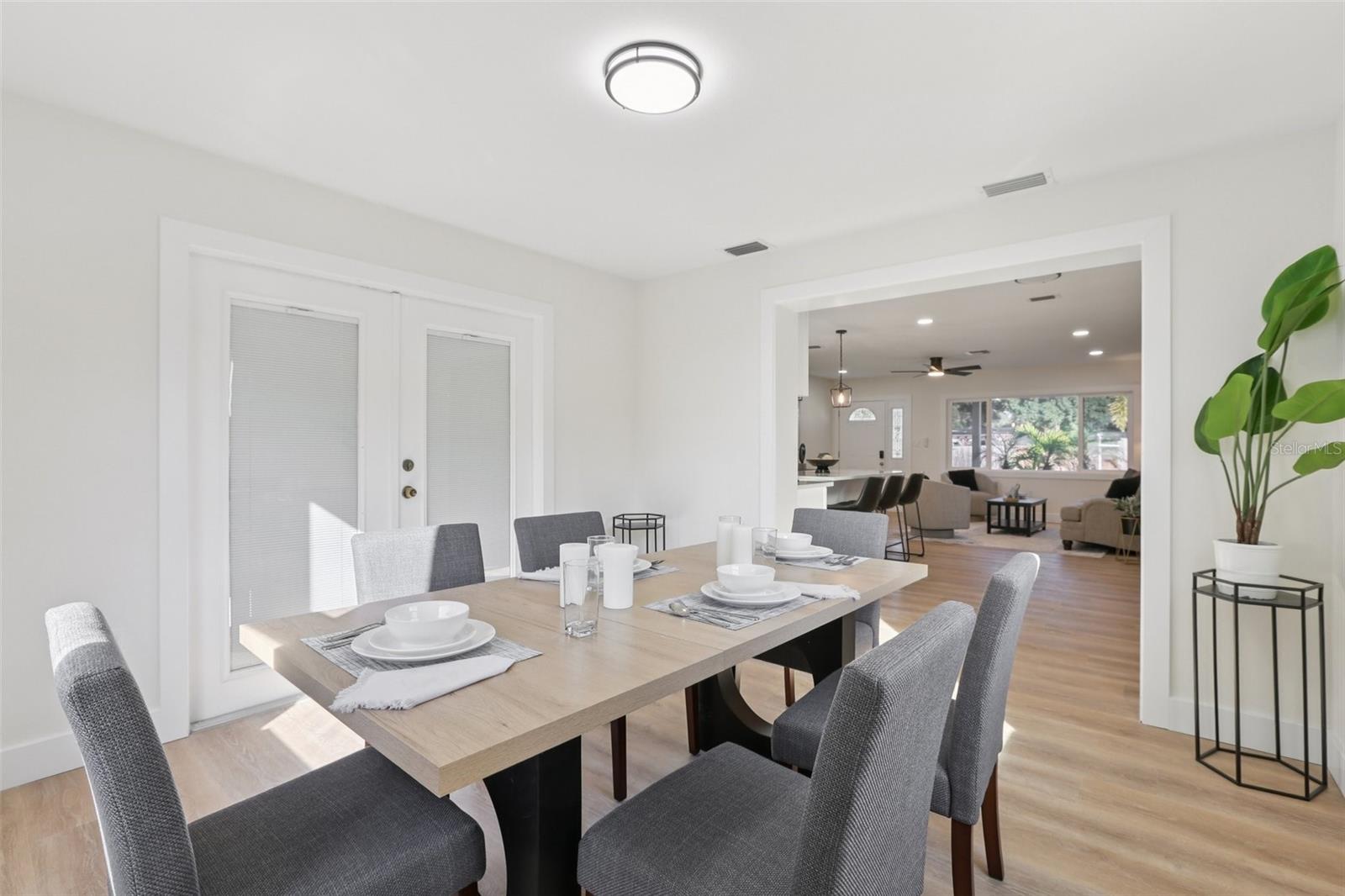 Image 13 of 43 For 1226 Robin Hood Lane