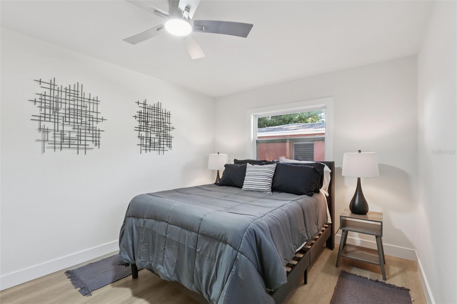 Image 21 of 43 For 1226 Robin Hood Lane