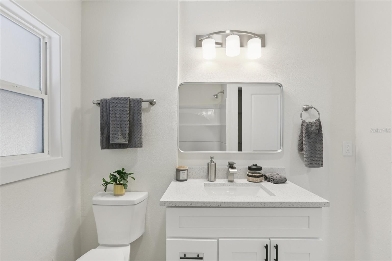 Image 26 of 43 For 1226 Robin Hood Lane