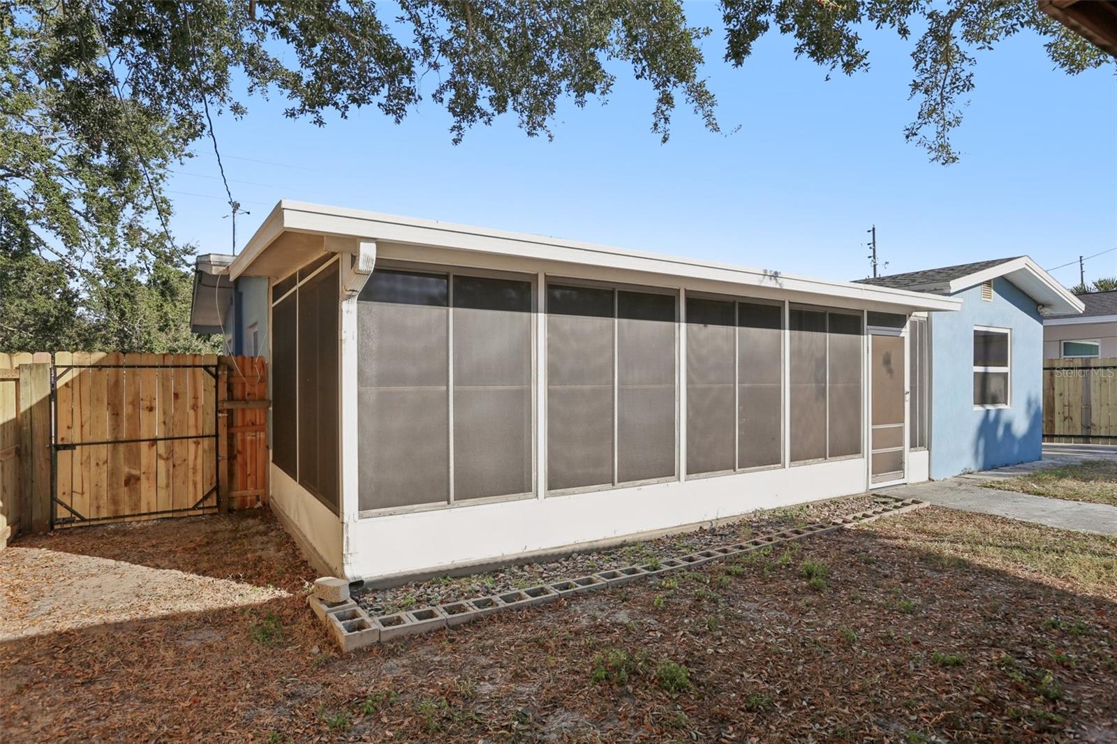 Image 28 of 43 For 1226 Robin Hood Lane