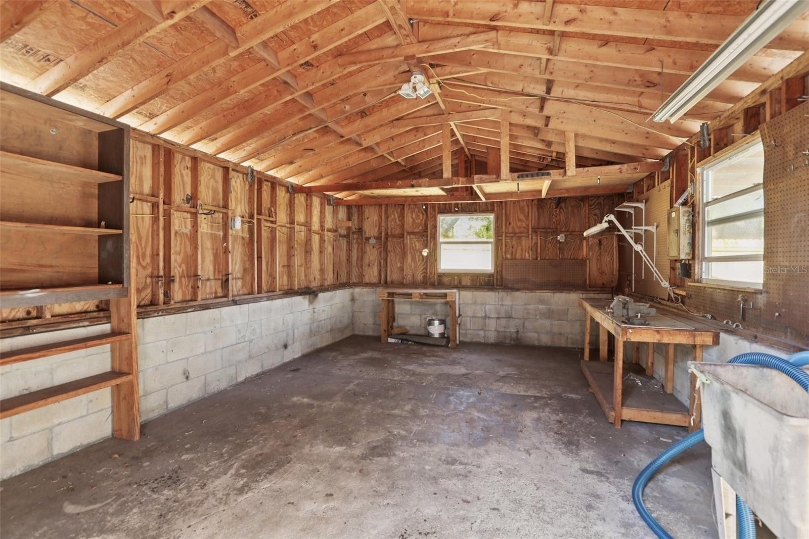 Image 37 of 43 For 1226 Robin Hood Lane