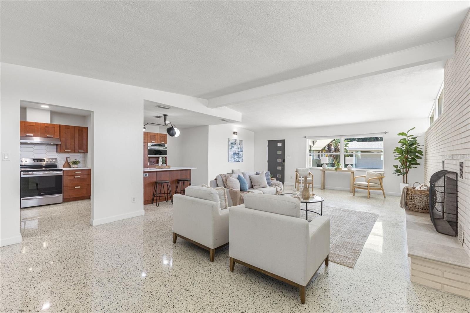 Image 14 of 40 For 6700 23rd Street S