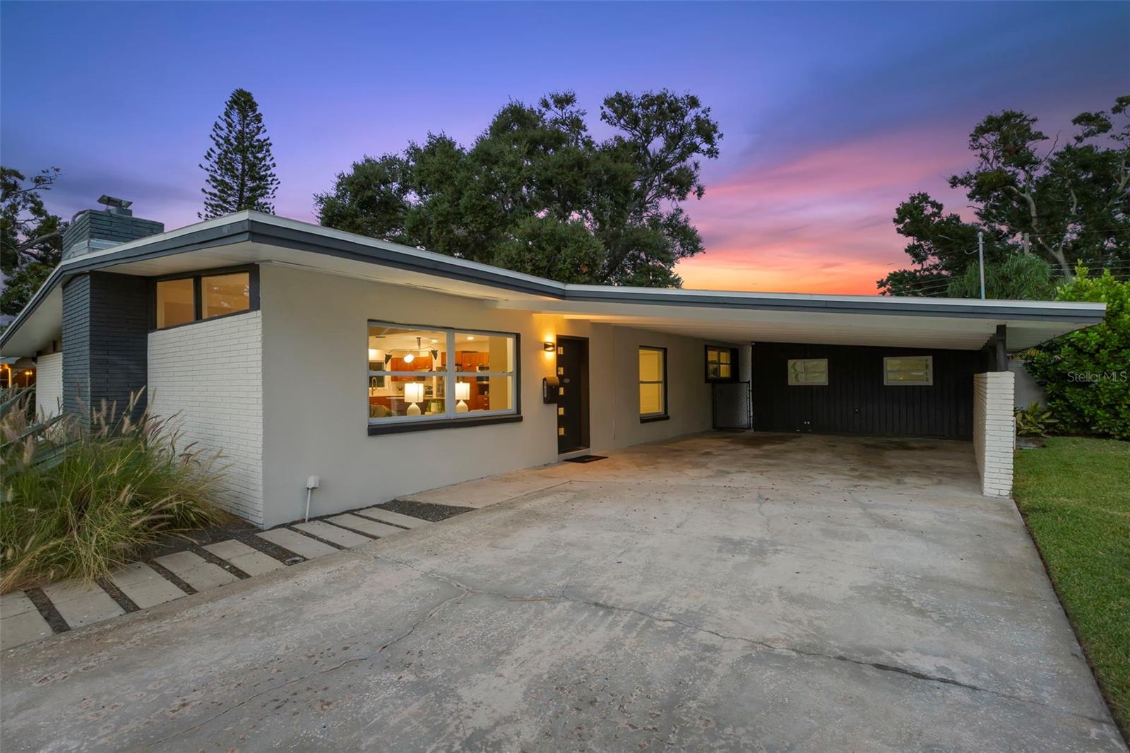 Image 3 of 40 For 6700 23rd Street S