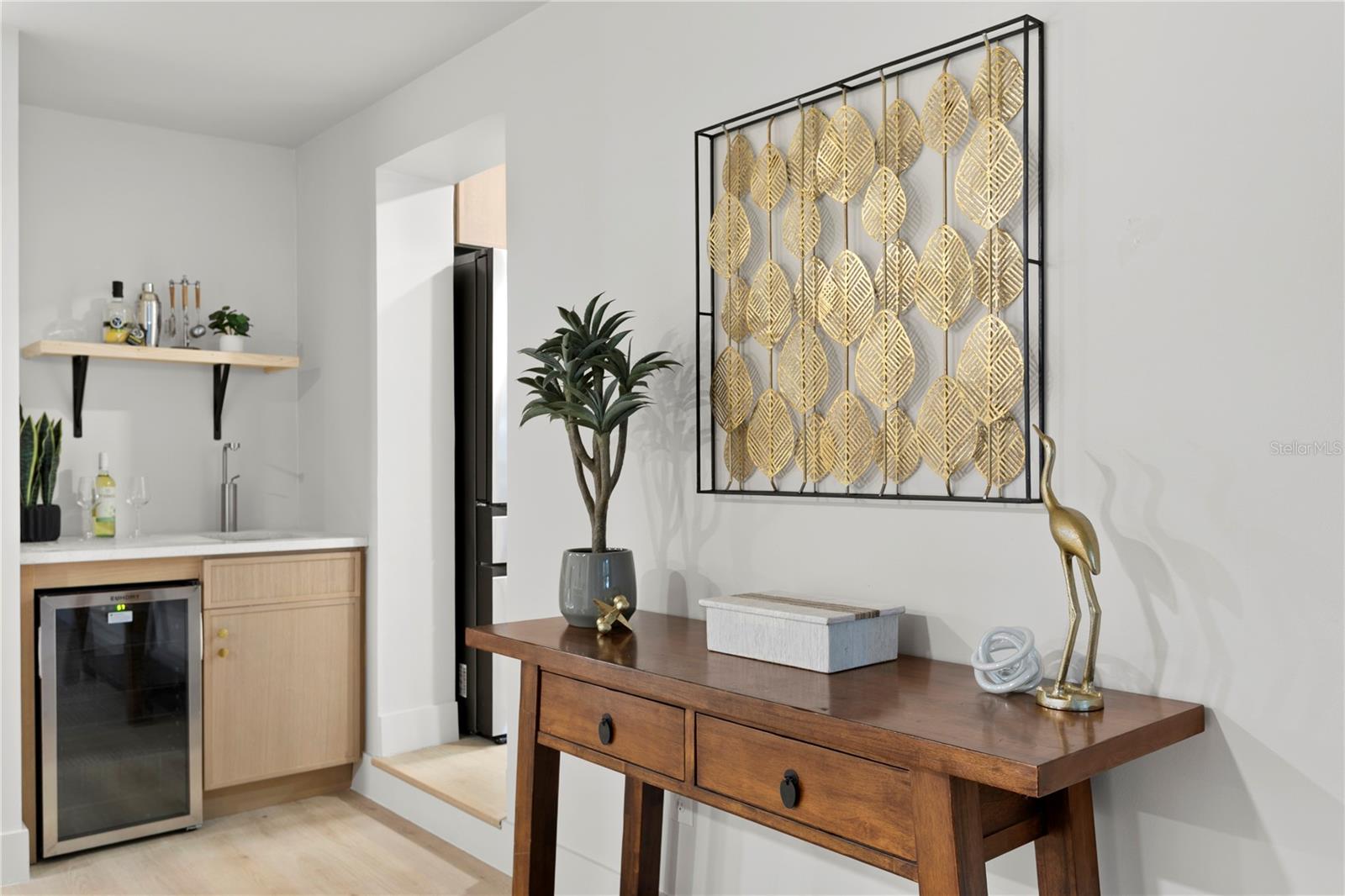 Listing photo id 15 for 4504 Lamb Avenue