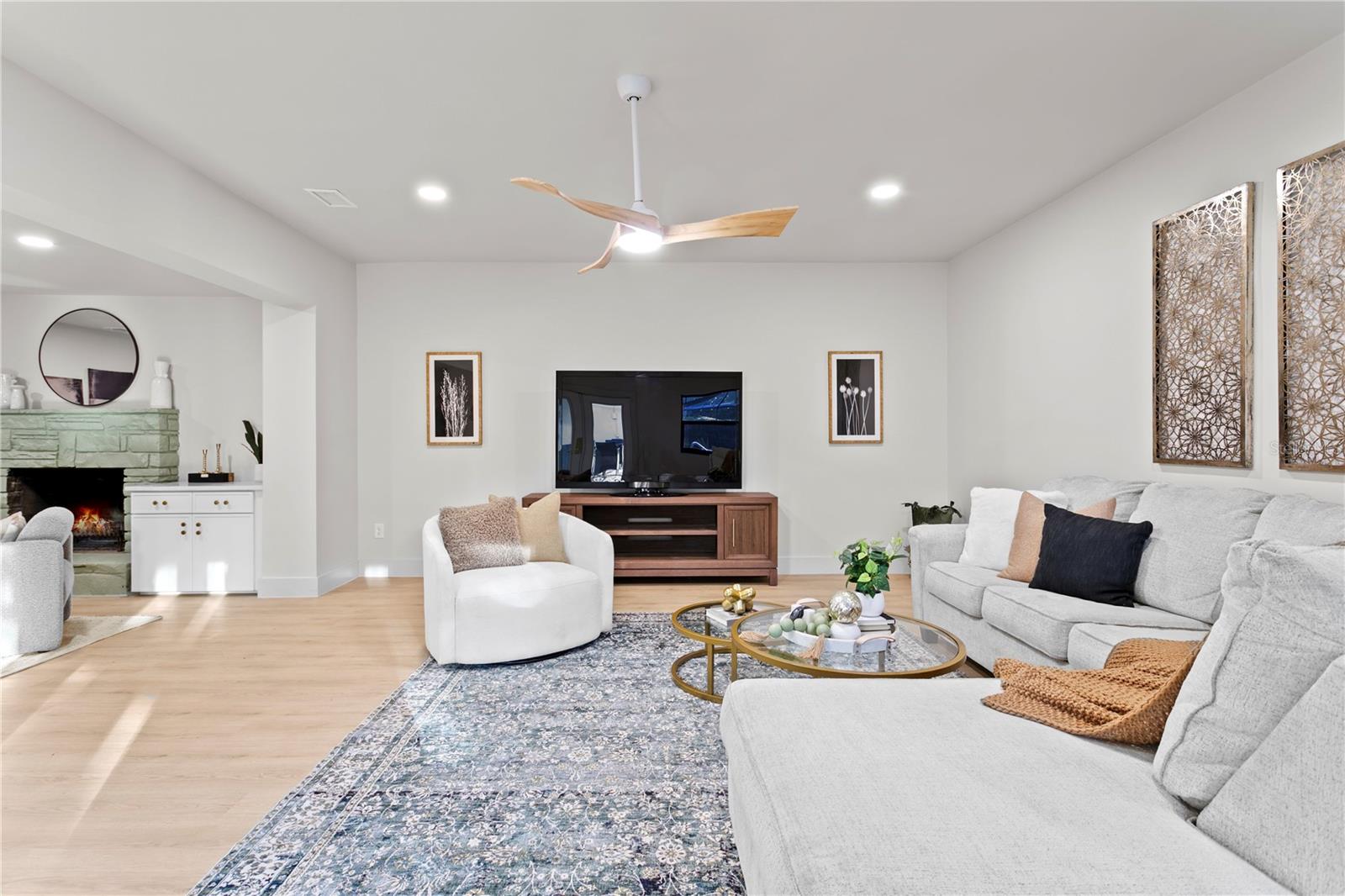 Listing photo id 26 for 4504 Lamb Avenue