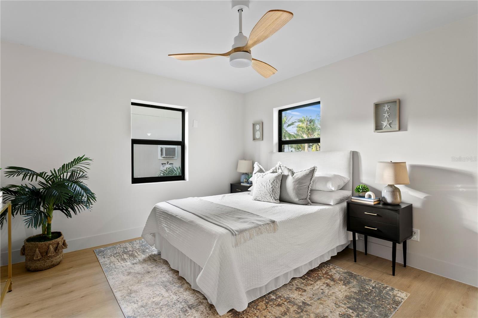 Listing photo id 29 for 4504 Lamb Avenue