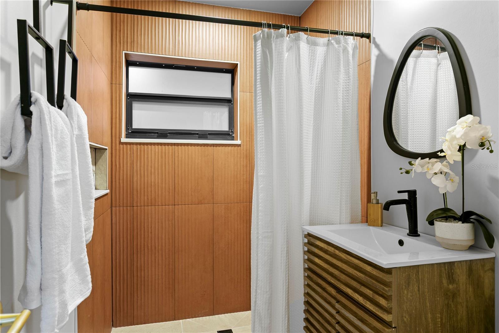 Listing photo id 33 for 4504 Lamb Avenue