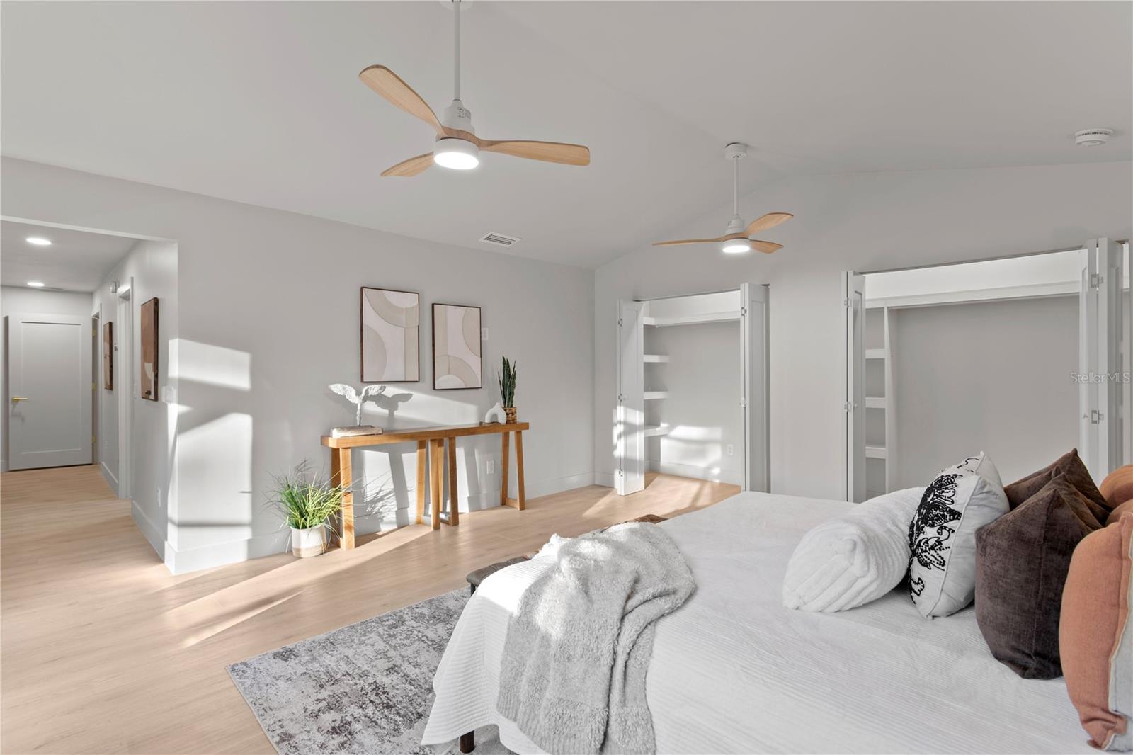 Listing photo id 41 for 4504 Lamb Avenue