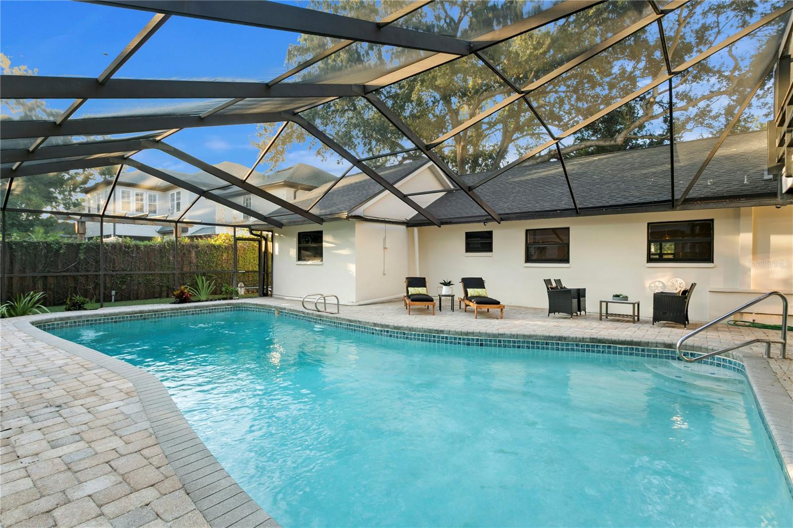 Listing photo id 49 for 4504 Lamb Avenue